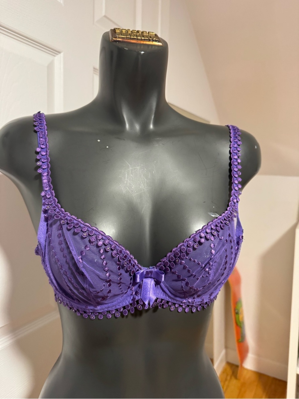 bra - Picture 3 of 5